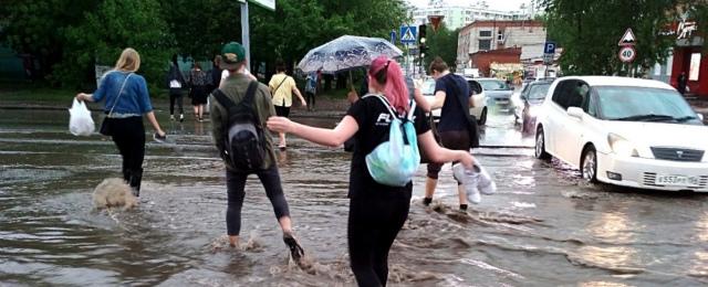 На 14 июня в Новосибирской области объявлено штормовое предупреждение