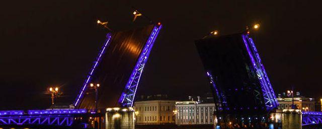 17 апреля в Санкт-Петербурге разведут 4 моста