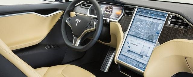 В США впервые в смертельное ДТП на автопилоте попал автомобиль Tesla