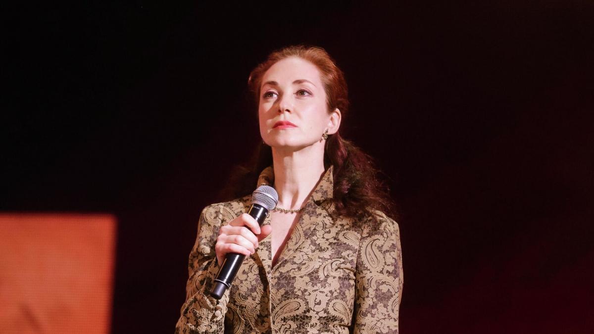 Секта, брак с братом и смертельная авария: трагическая история Анны Большовой. В чем актриса винит свою мать?