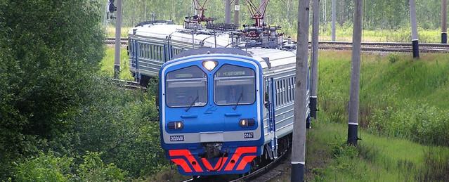 В Нижнем Новгороде пригородная электричка сбила двух мужчин