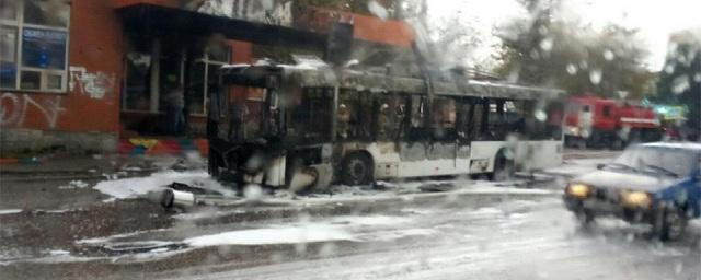 В Симферополе загорелся новый троллейбус с пассажирами