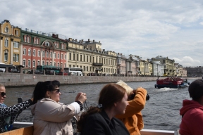 St. Petersburg will cancel the resort fee for large families