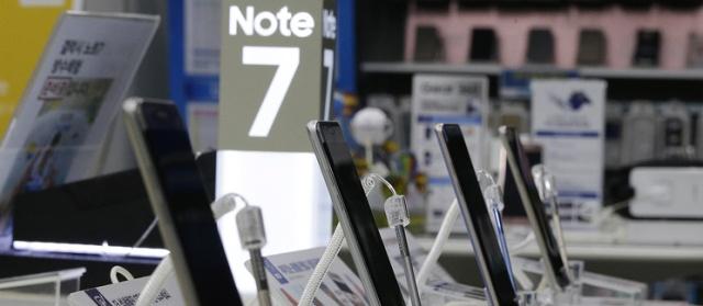 В Samsung определили причину самовозгораний смартфонов Galaxy Note 7