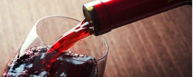 Ученые: Вино поможет избавиться от неприятного запаха изо рта