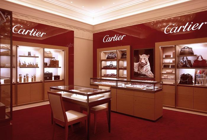 В Монако трое неизвестных ограбили ювелирный магазин Cartier