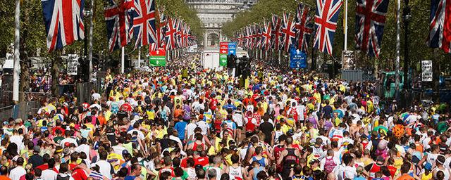 Участник лондонского марафона умер после забега