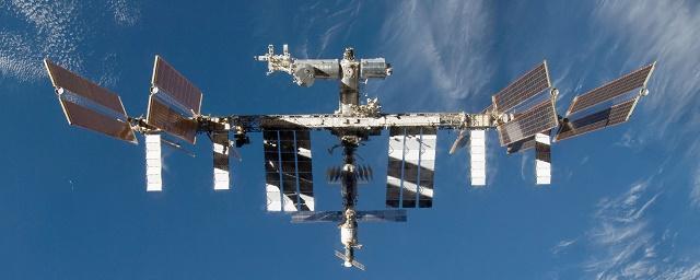 С 2018 года «Роскосмос» начнет отправлять на МКС по три космонавта