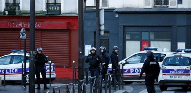 Во Франции из-за сообщения о бомбе эвакуировали лицей