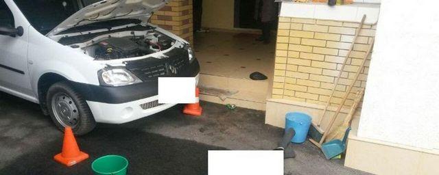 Ставрополец насмерть задавил мужчину, помогавшего ему в ремонте машины