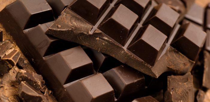 Медики назвали шоколад лучшим средством от бессонницы