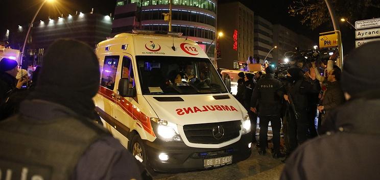 В Турцию для расследования убийства посла вылетели российские специалисты
