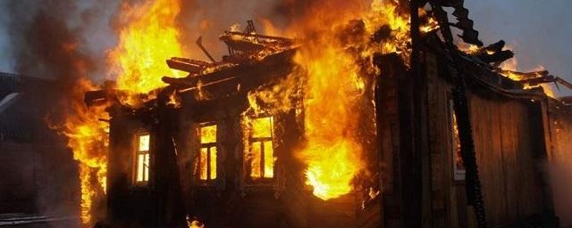 В Тюменской области при пожаре в частном доме погиб один человек