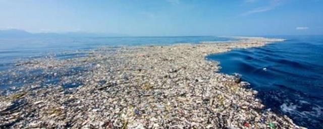 Ученые рассказали об огромном «мусорном острове» в Тихом океане