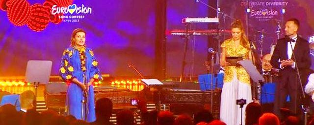 Зрителей «Евровидения» рассмешил английский язык жены Порошенко