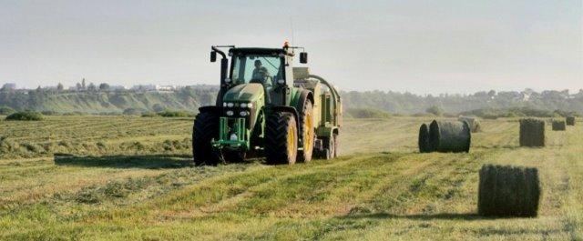 Рязанские аграрии продолжают кампанию по заготовке кормов
