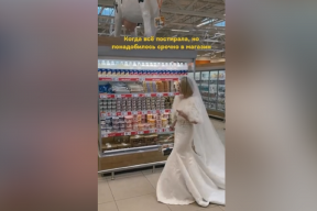 Артистка Мария Кравченко организовала фотосессию в свадебном платье