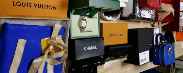 В Астрахань не пропустили Louis Vuitton из Таджикистана