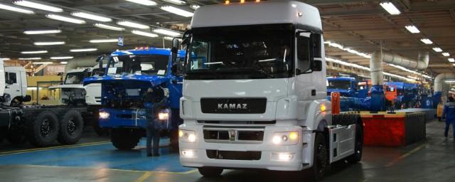 В Узбекистане начали собирать грузовики КАМАЗ