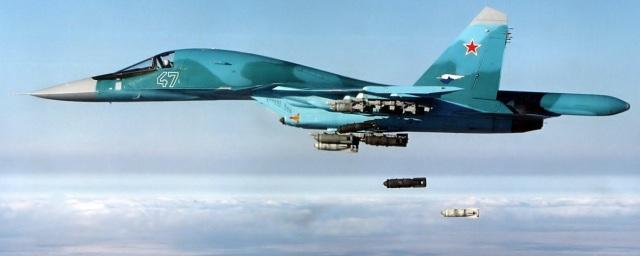 Самолеты российских ВКС уничтожили четыре нефтяных завода ИГ