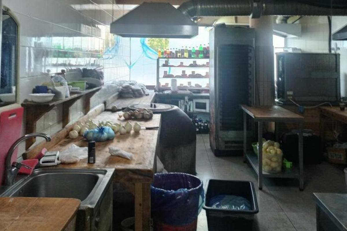 В Москве осуждён повар, отравивший людей шаурмой