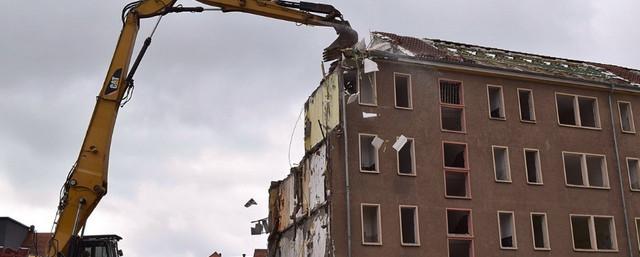 В Кемерове завершился снос сгоревшего здания ТЦ «Зимняя вишня»