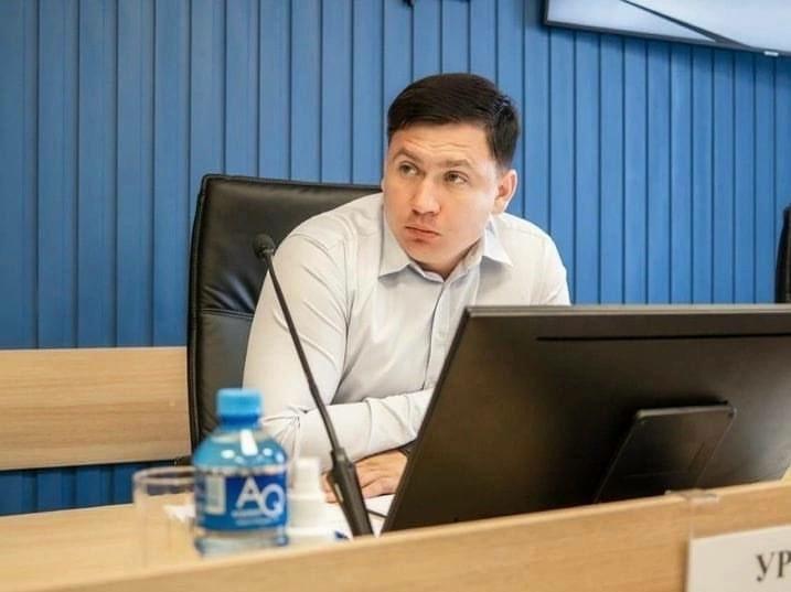 Полиция задержала замминистра образования Краснодарского края Урайкина с чужим телефоном