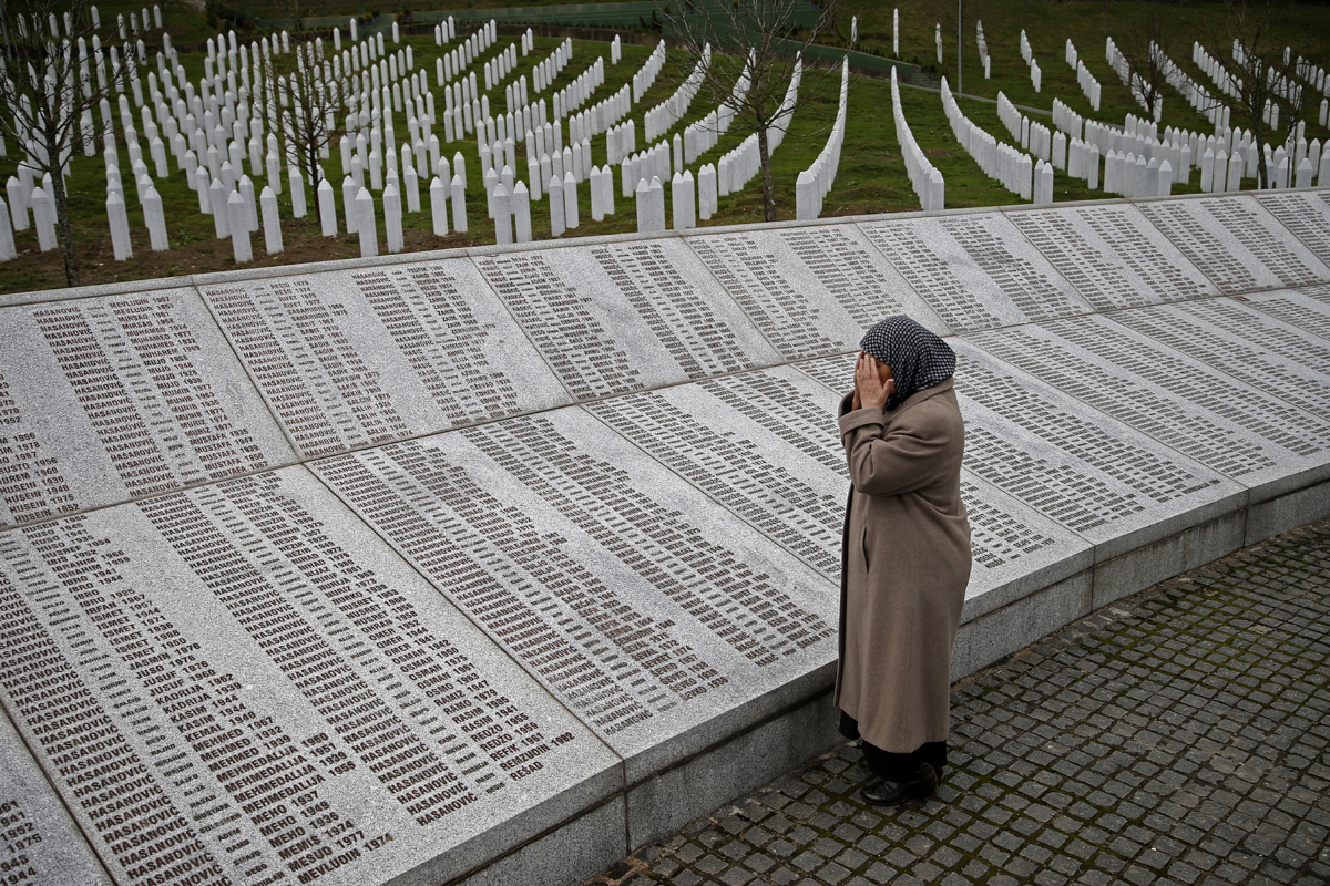 В Сербии обеспокоились репутацией ООН из-за геноцида в Сребренице