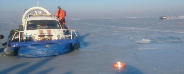 В Приморье обнаружено тело водителя провалившегося под лед авто