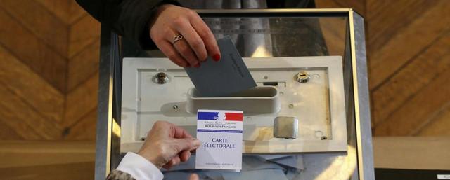 Макрон обошел Ле Пен в первом туре президентских выборов во Франции
