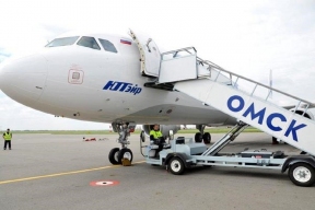 Самолет, летевший из Омска в Москву, столкнулся с неполадками в небе