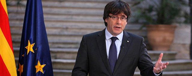 Каталония приняла план действий по мирному движению к независимости
