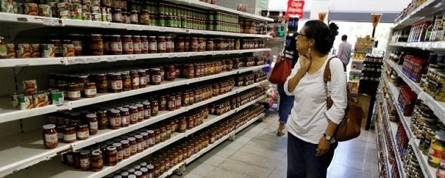Уровень инфляции в Венесуэле по итогам 2017 года превысил 2600%