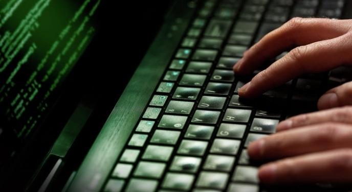 Вице-премьер Украины заявил о кибератаках на сайты правительства