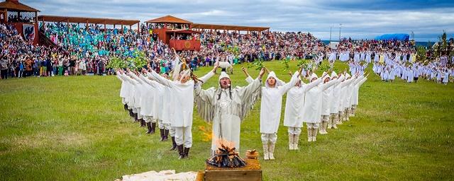 В Якутии состоялось открытие праздника Ысыах Туймаады-2016