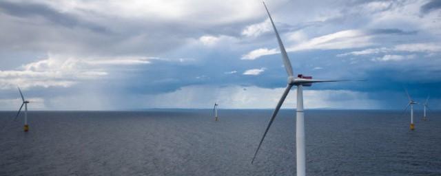 В Шотландии заработала первая в мире плавучая ветряная электростанция