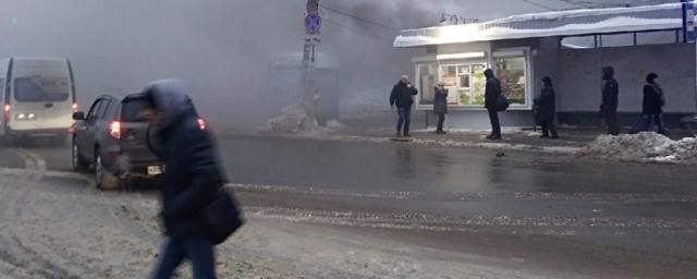 В Самаре горел павильон на рынке на Московском шоссе