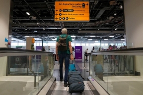 Швейцарец подал в суд на British Airways из-за лужи ликёра в аэропорту