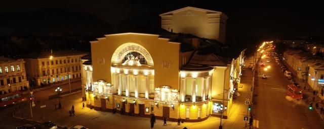 Волковский театр в Ярославле эвакуировали из-за телефонного террориста
