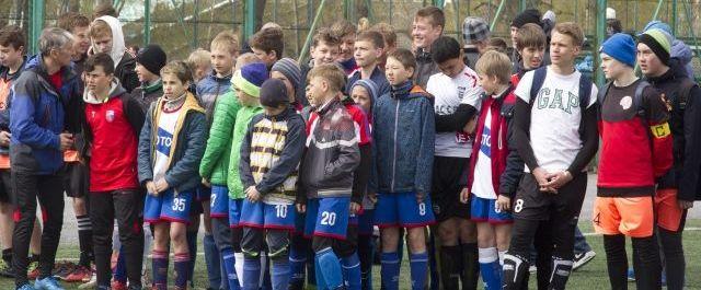В Красноярске стартовали весенние соревнования по мини-футболу