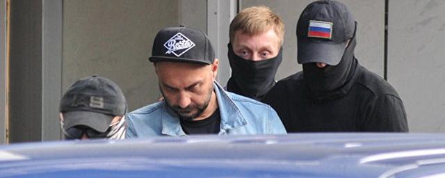 Задержание и обвинение повергли Серебренникова в шоковое состояние