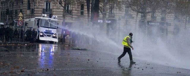 В Париже задержали восьмерых участников акции протеста