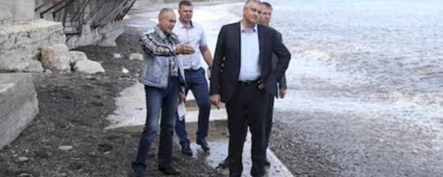 Глава Крыма остался недоволен состоянием пляжей Алуштинского района