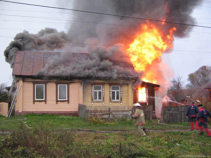 В Суздальском районе при пожаре погибли мужчина и женщина