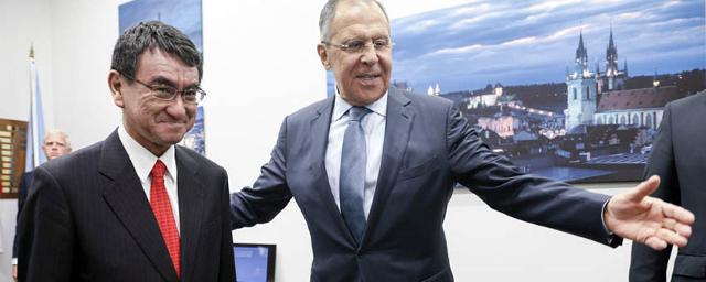 Россия и Япония согласовали условия визита Сергея Лаврова в Токио