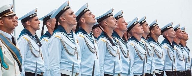 Хабаровские власти огласили план праздничных мероприятий на День ВМФ