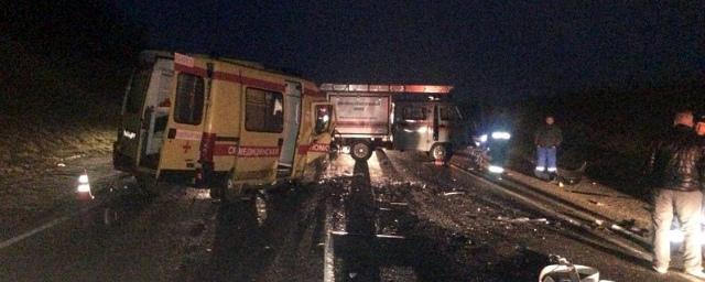 Шесть человек погибли в ДТП с автомобилем скорой помощи на Кубани