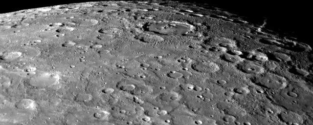 NASA: Меркурий становится меньше в объемах и покрывается складками