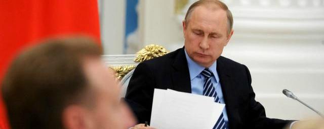 Владимир Путин подписал указ о выдаче 100 грантов деятелям культуры