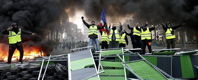 В Париже перед судом предстали 139 задержанных в ходе протестов